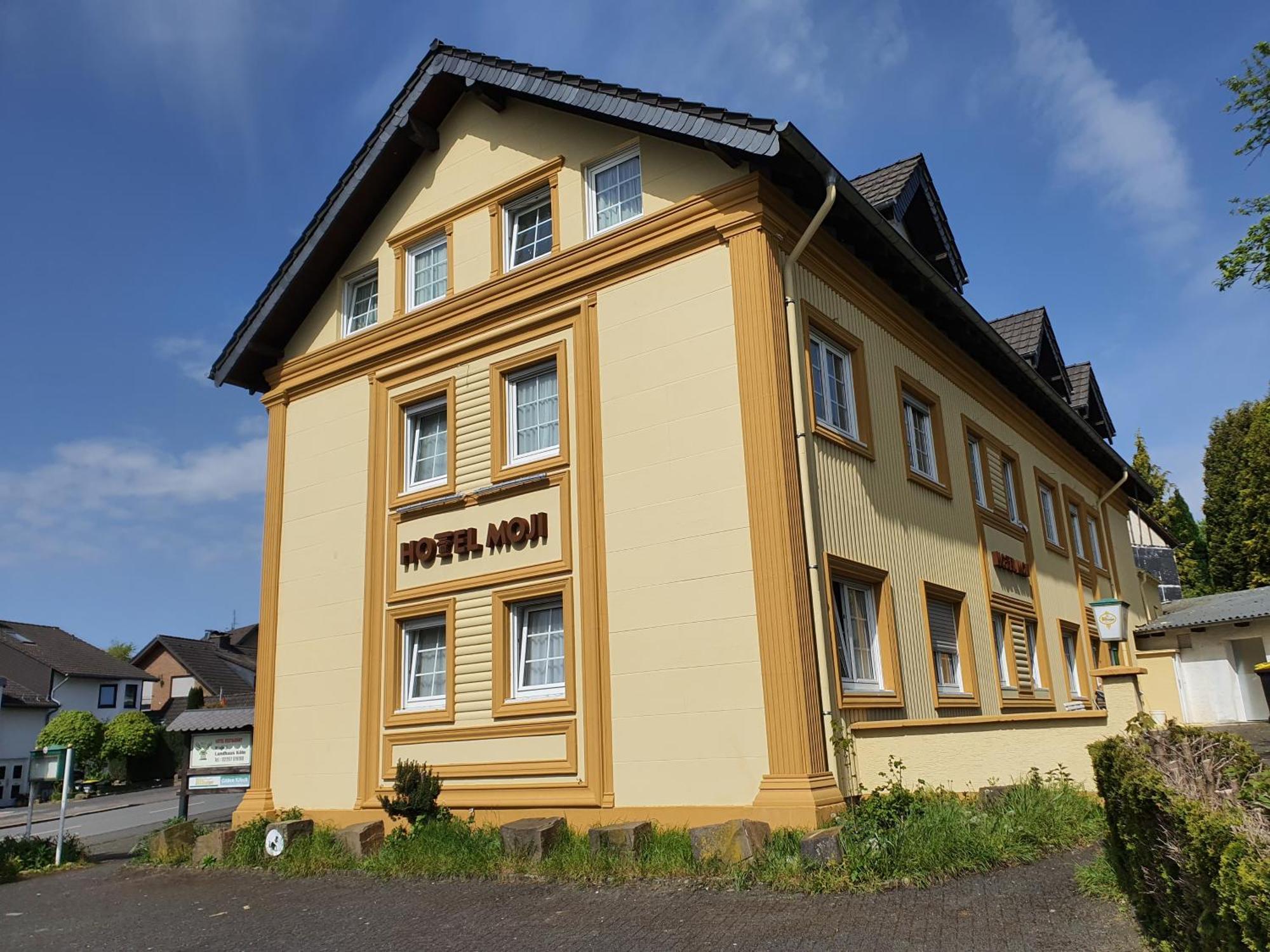 Hotel Landhaus Koeln Lindlar Exterior photo